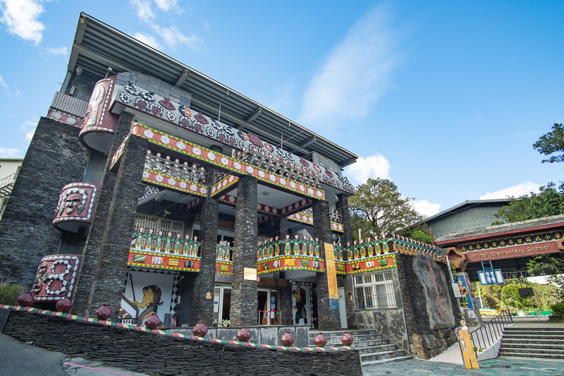 The traditional Rukai houses of the Wutai tribe are made from stone slabs.