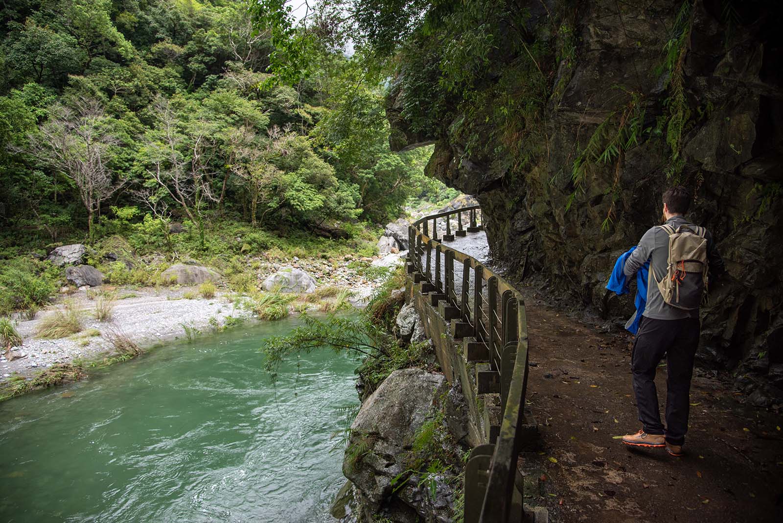 The Shakadang Trail, also called the Mysterious Valley Trail is one of Taroko National Park's easiest walks.