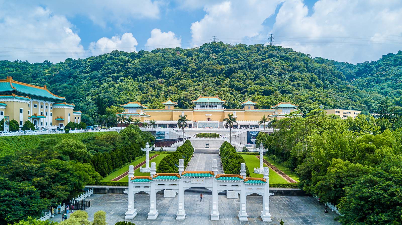 An aerial view of the National Palace Museum Plaza.