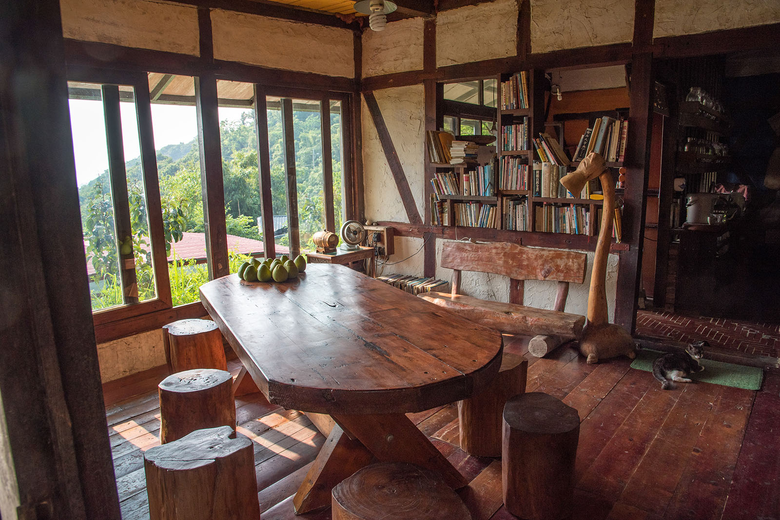 The common room in Nature's Paradise is open air and build entirely with natural materials.