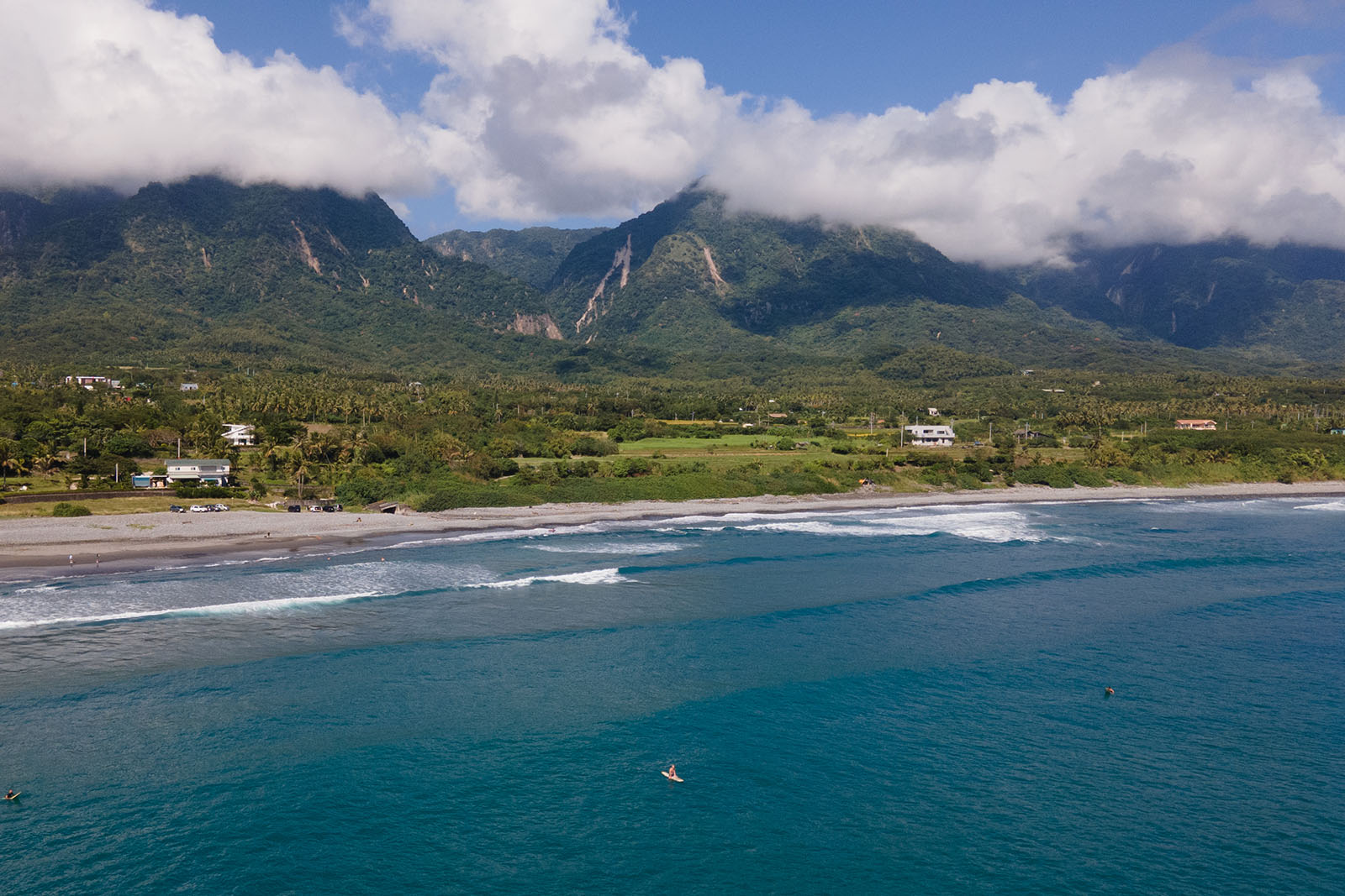 The coast of Dulan and Dulan Beach seen from above.