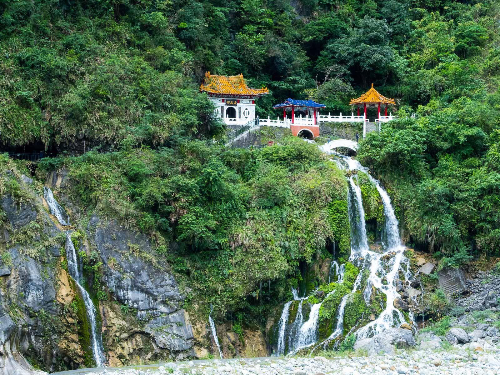 The Eternal Spring Shrine is one of the first sites upon entering Taroko National Park.