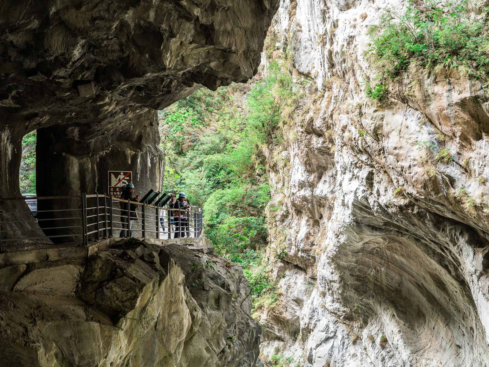 A full-view of the marble walls of Taroko Gorge and the Liwu River as seen from the Swallow Grotto (Yanzikou) Trail.