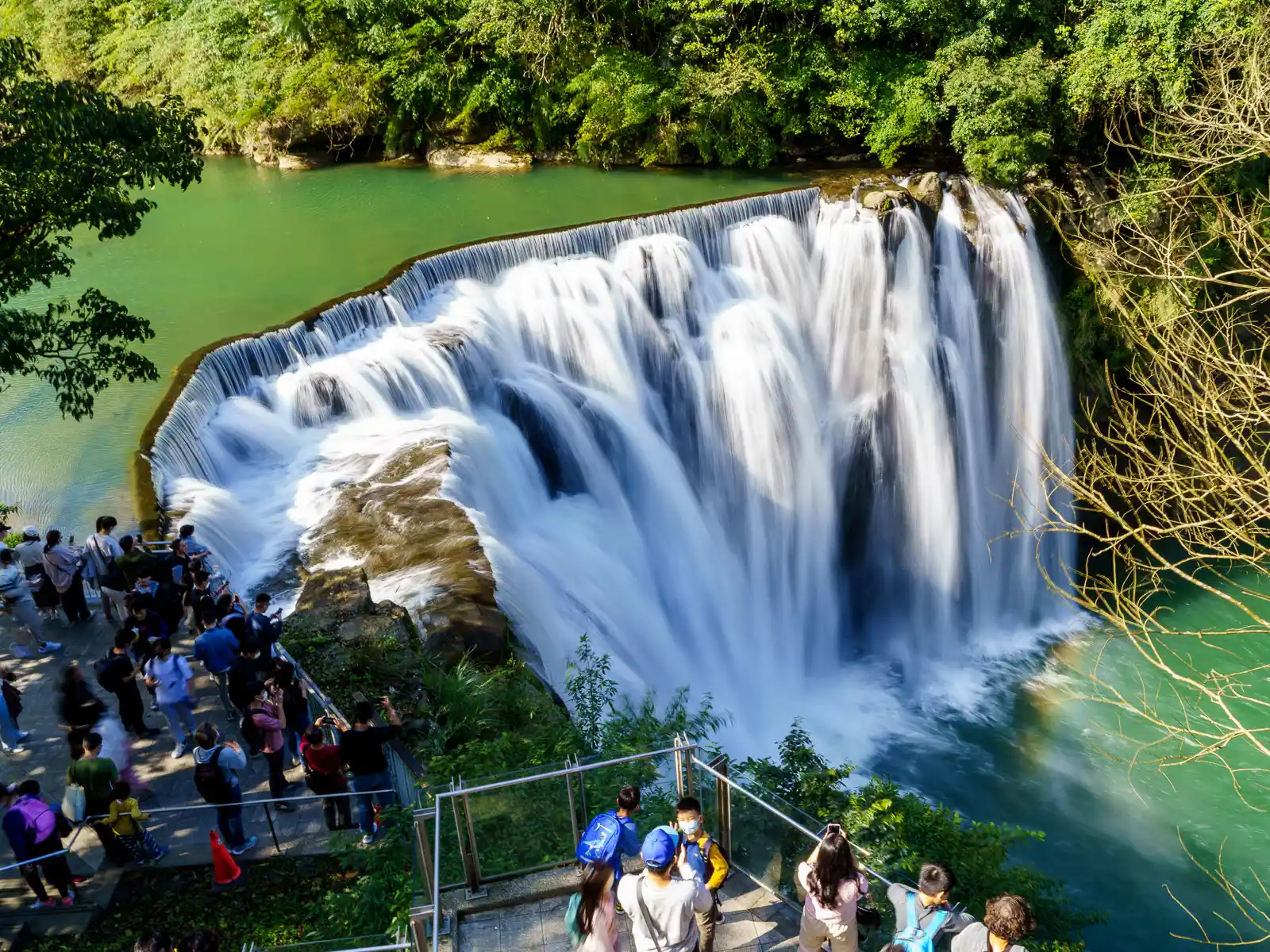 The southern viewing platform of Shifen Waterfall overlooks it from above.