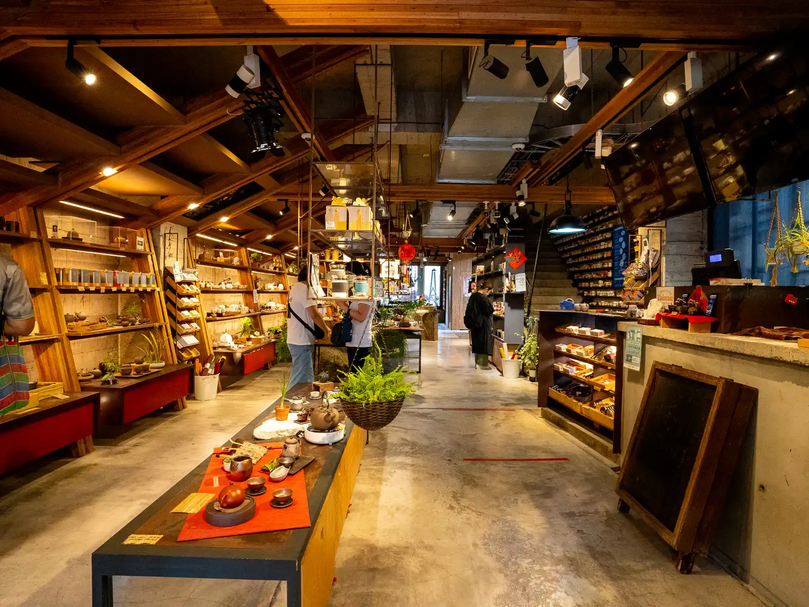 The roomy first floor of Eilong Pottery Shop is filled with displays of coffeeware and teaware.