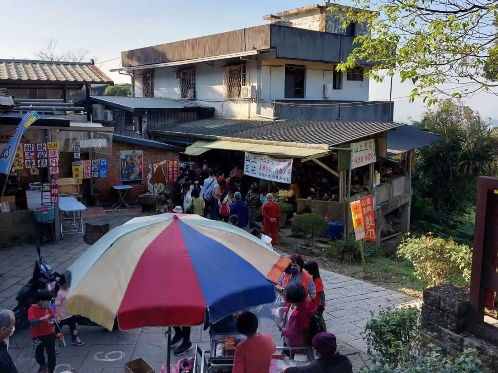 Local food at Maokong